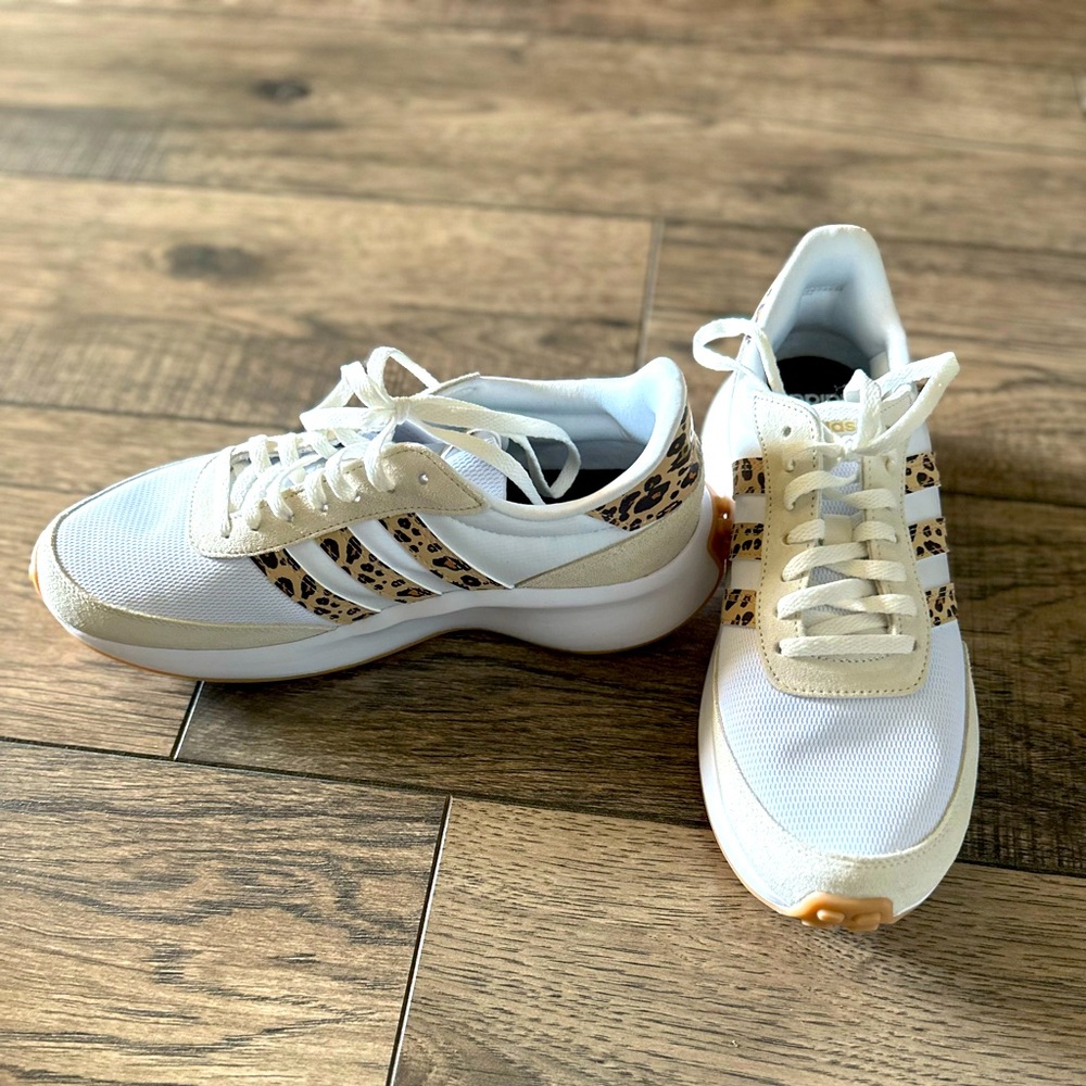 Adidas Run 70S Shoe